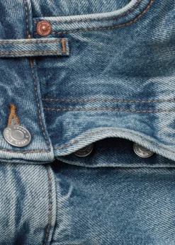Barrel-Leg Jeans