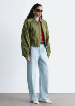 Barrel-Leg Jeans