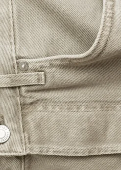 Barrel-Leg Jeans