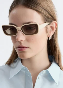 Bold Rectangular Sunglasses