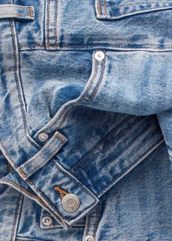 Cropped Wide-Leg Jeans